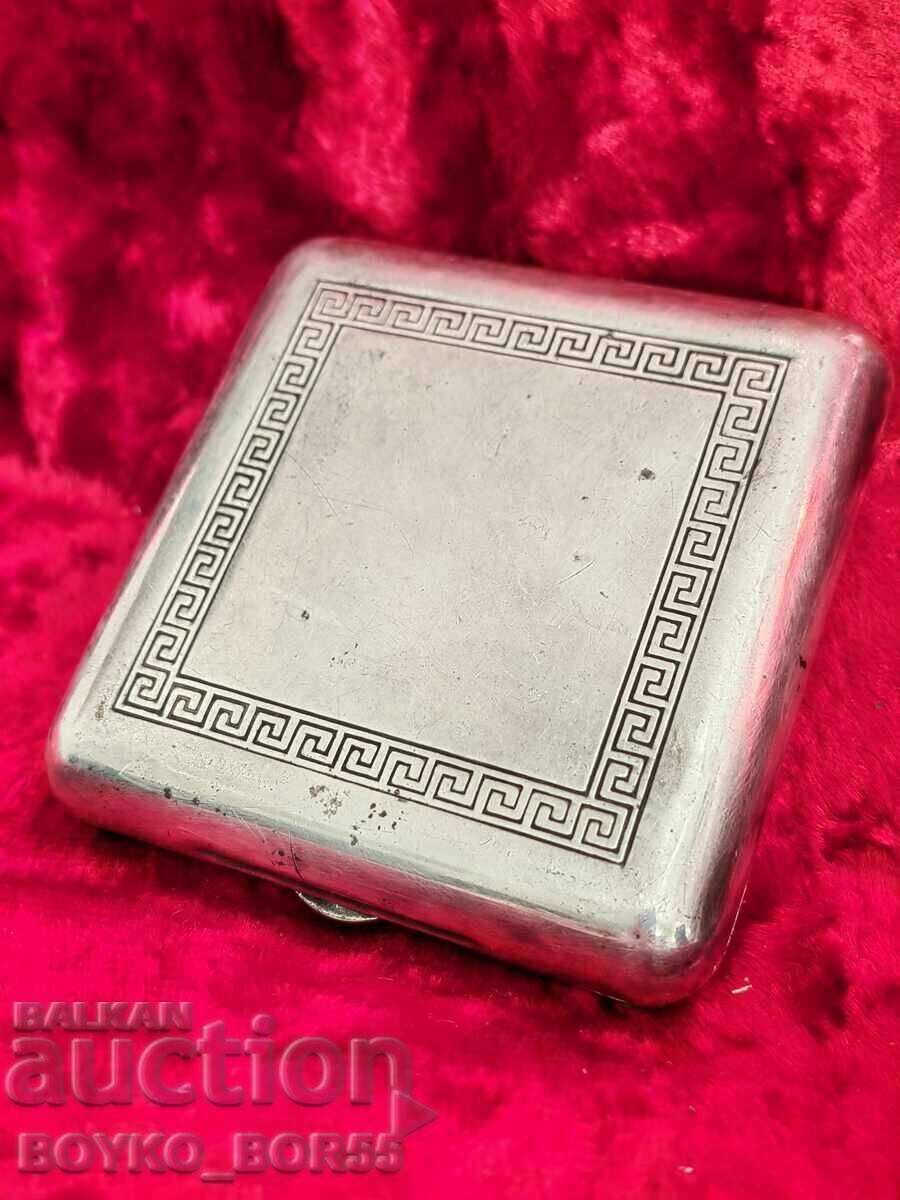 Snuffbox placat cu argint adânc din bronz regal antic