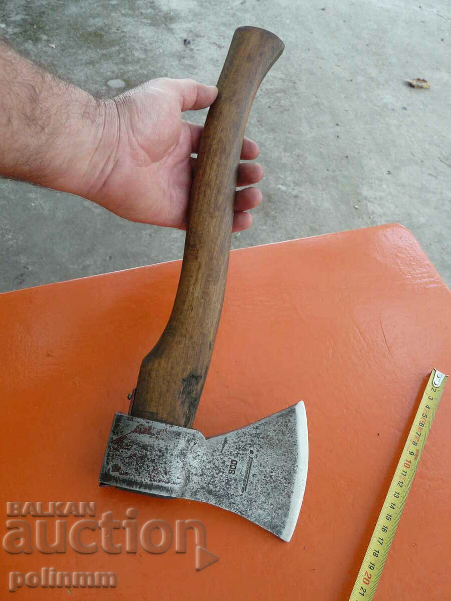 Old ax GOLDENBERG - 439 - 6 Old ax GOLDENBERG - 439 - 6
