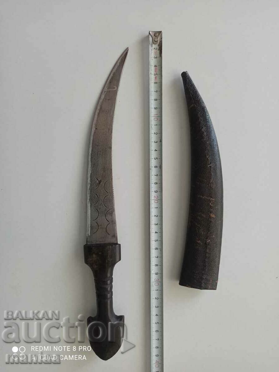 Arabic khanjar, dagger, kumaya with price 349.00 BGN | € 178.44 Arabic khanjar, dagger, kumaya with price 349.00 BGN | € 178.44