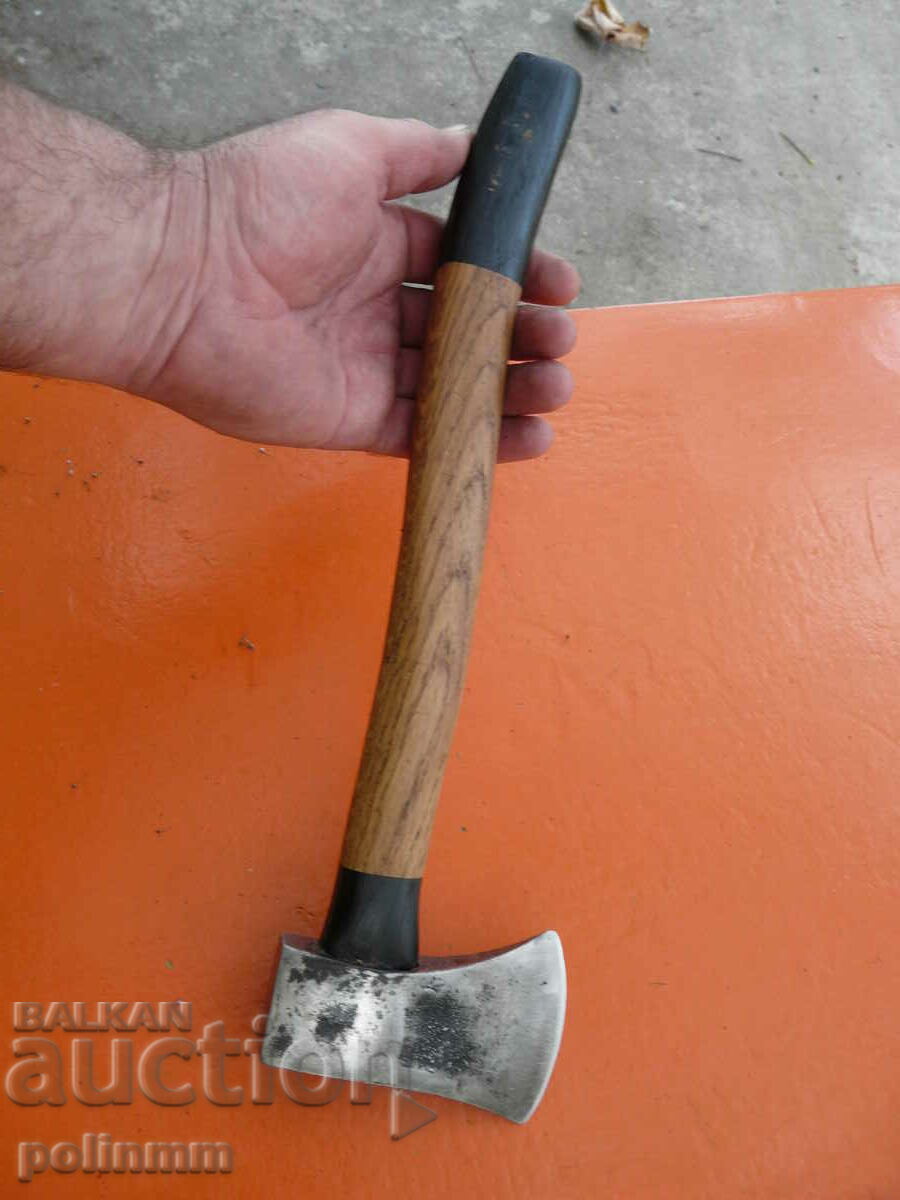 Аукцион Старо българско топорче - 444 Аукцион Старо българско топорче - 444