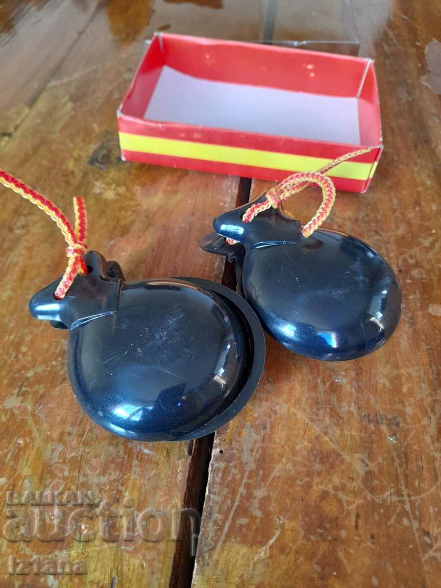 Livrarea Castanete vechi Livrarea Castanete vechi