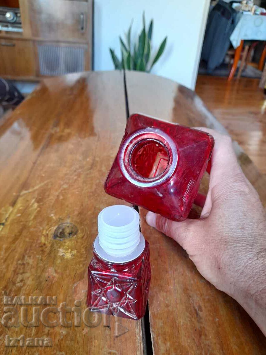 Delivery of Old carafe Delivery of Old carafe