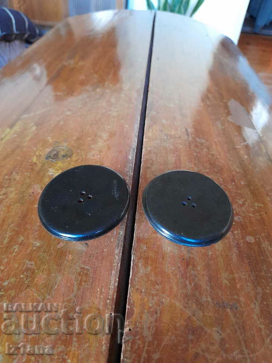 Old headphones with price 20.00 BGN | € 10.23