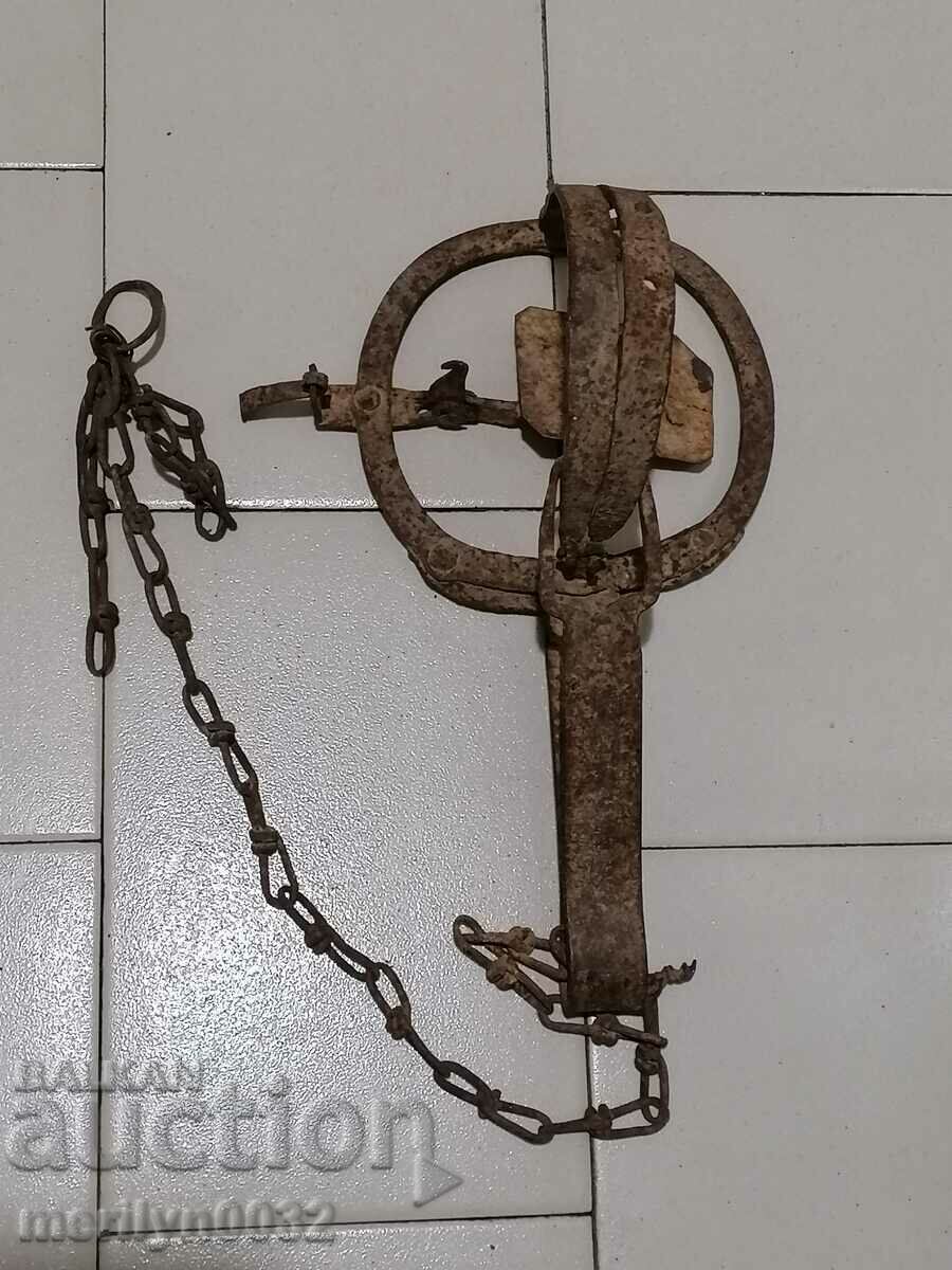 Old hand forged trap with wrought iron spikes with price 64.00 BGN | € 32.72 Old hand forged trap with wrought iron spikes with price 64.00 BGN | € 32.72