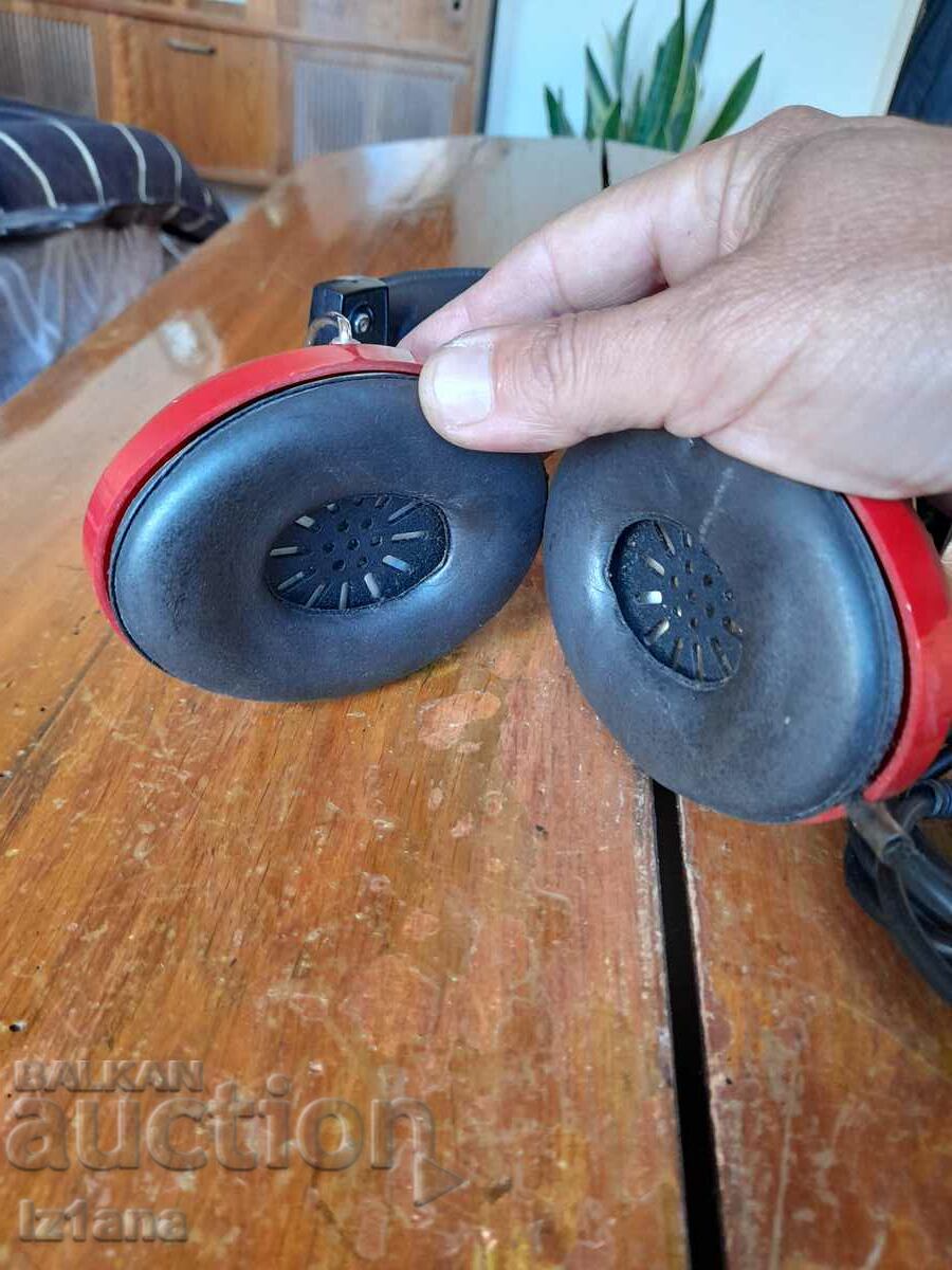 Auction  Old Universum headphones