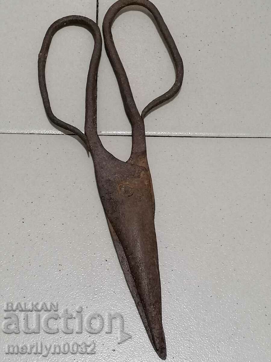 Стара кована ножица, нож, ковано желязо