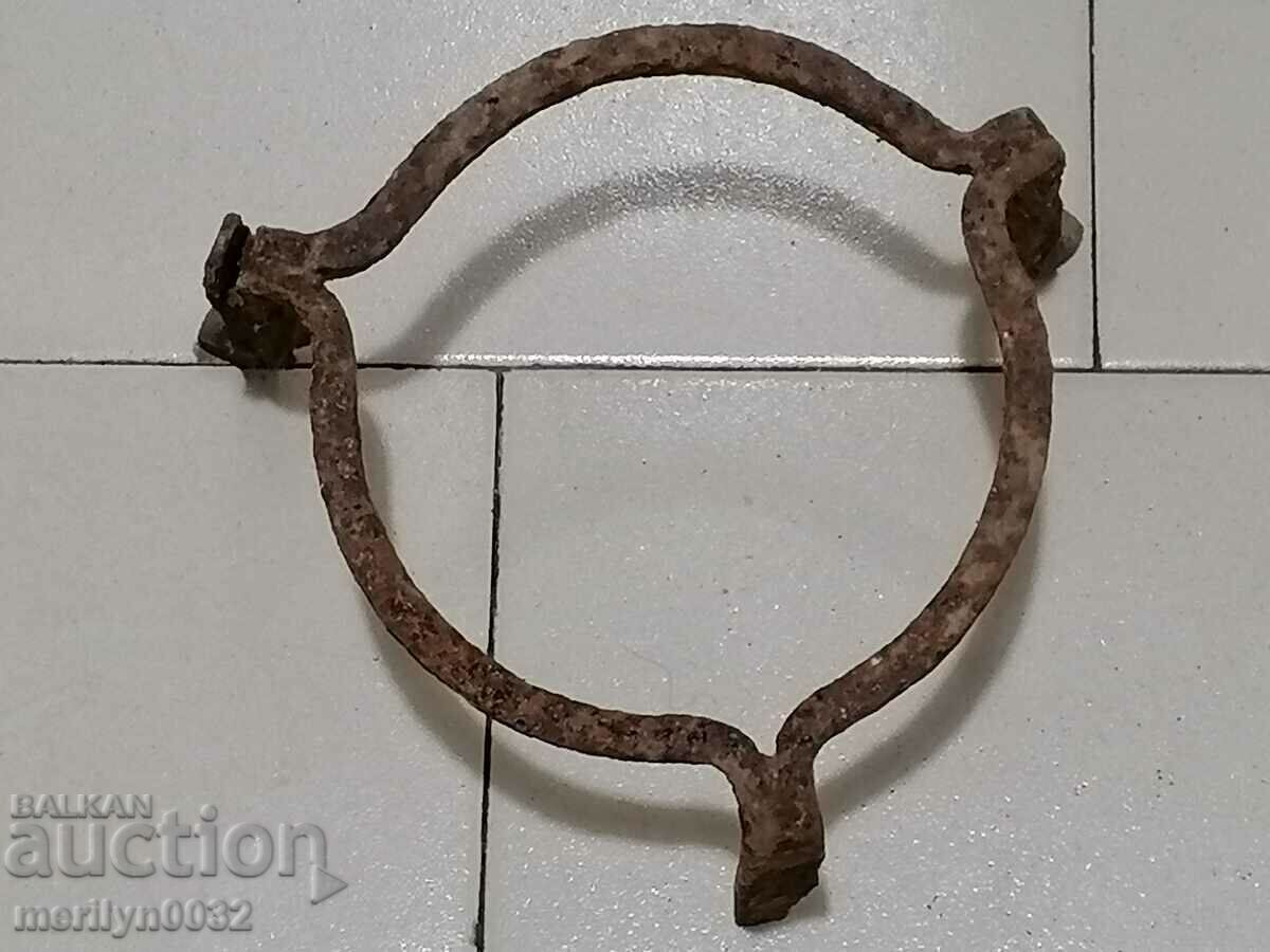 Antique wrought iron stove, hearth, grill, wrought iron fire pit with price 39.00 BGN | € 19.94 Antique wrought iron stove, hearth, grill, wrought iron fire pit with price 39.00 BGN | € 19.94