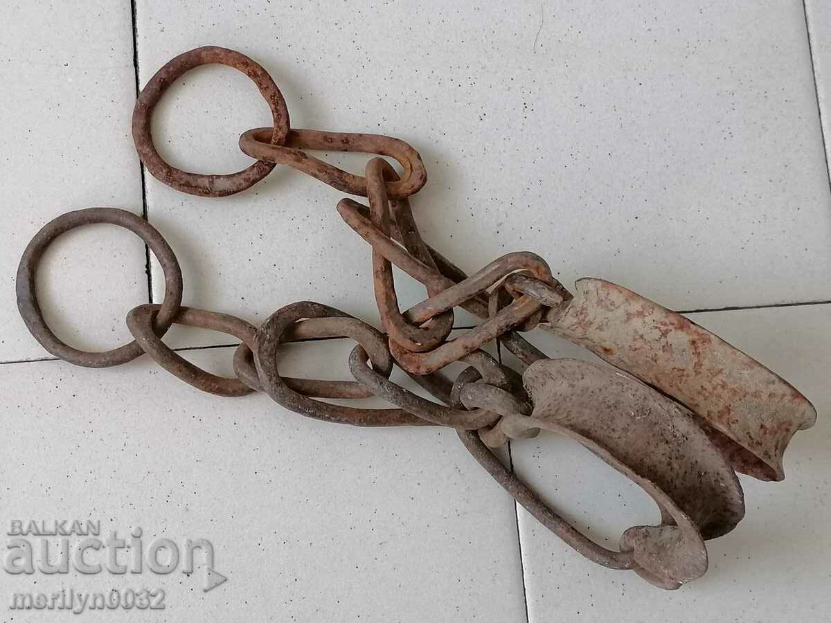Стари ръчно ковани букаи, вериги, пранги, окови - 7 Стари ръчно ковани букаи, вериги, пранги, окови - 7