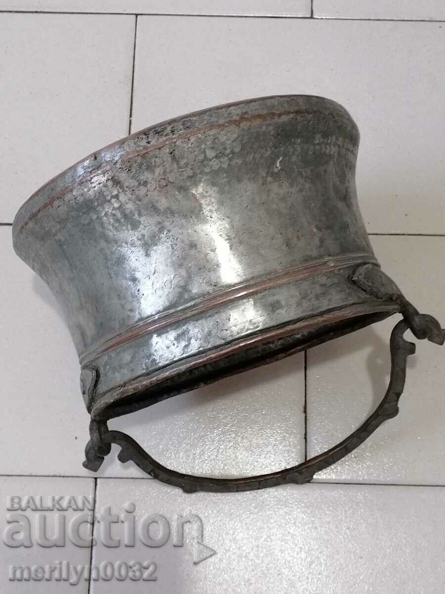 Old copper cauldron, copper, cauldron copper vessel menche with price 87.00 BGN | € 44.48 Old copper cauldron, copper, cauldron copper vessel menche with price 87.00 BGN | € 44.48