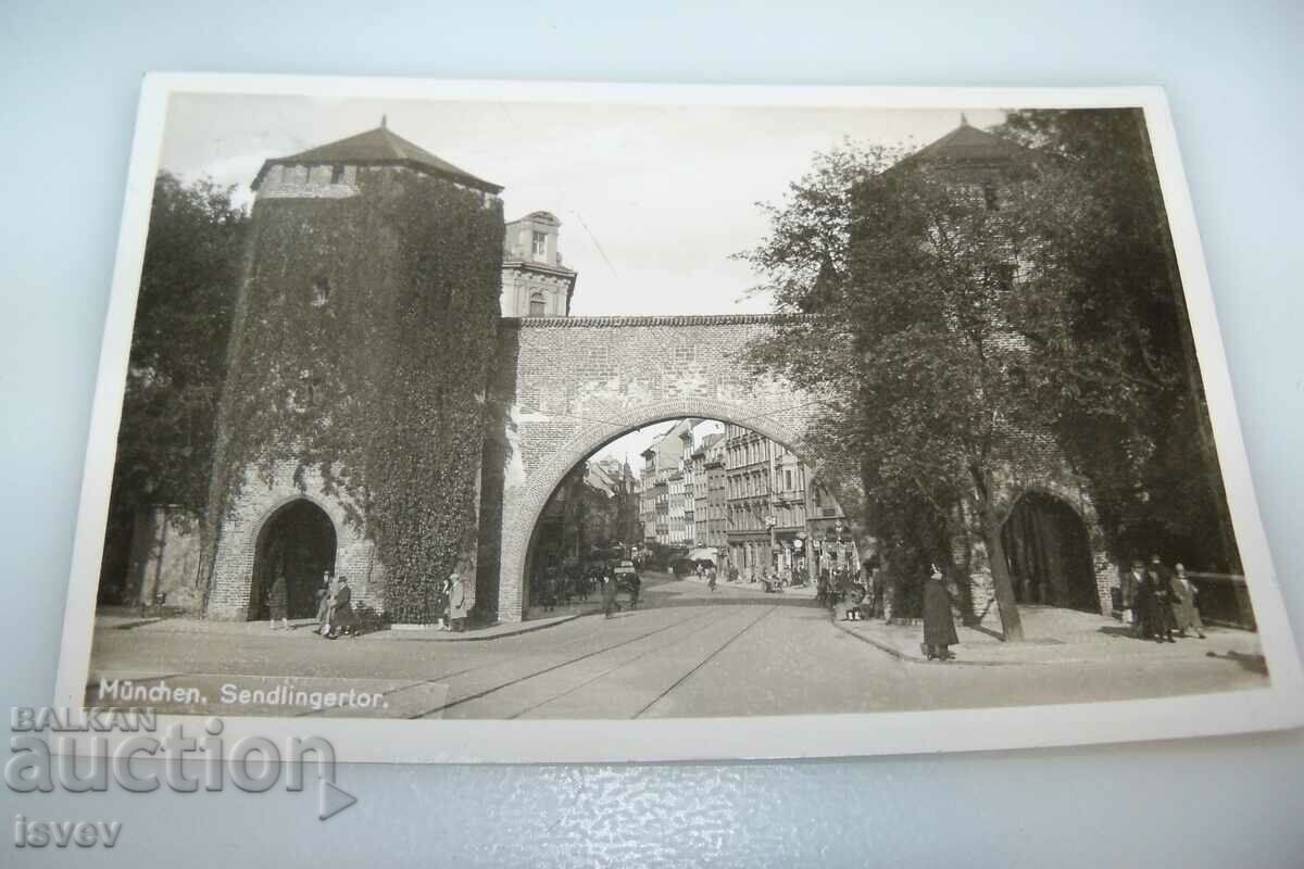 Old postcard Sendlinger tor, Munich 1938.