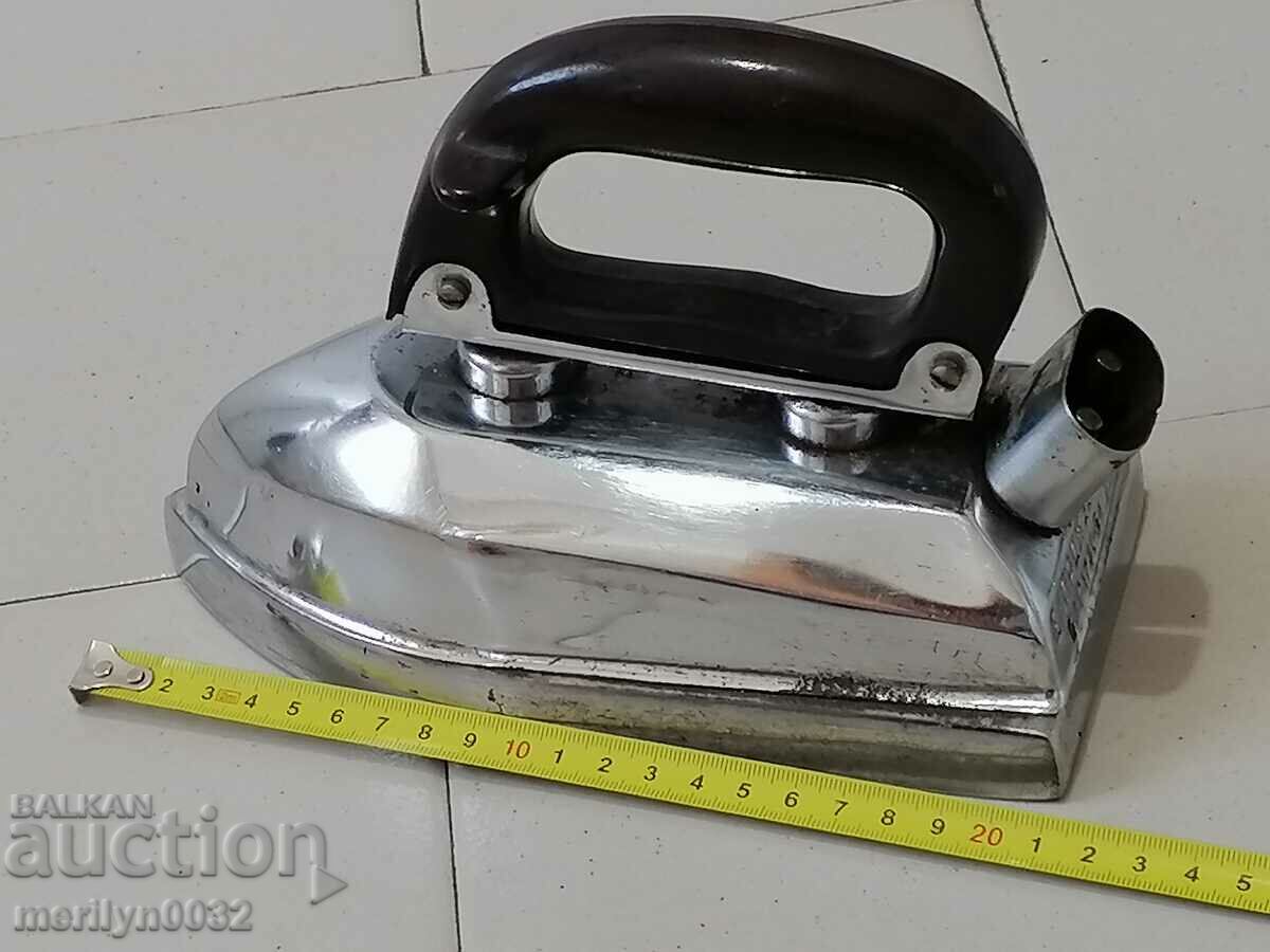 Old electric iron - 5 Old electric iron - 5