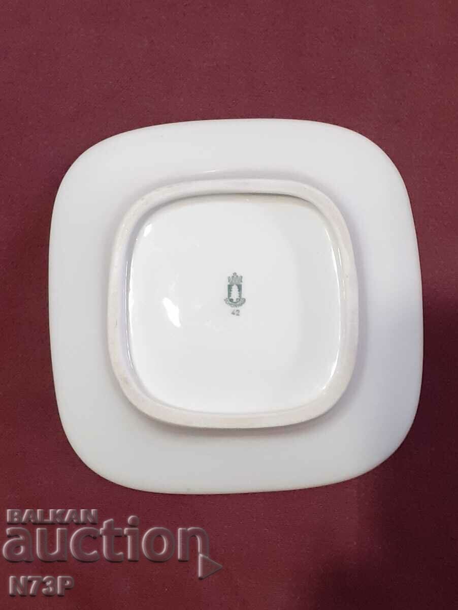 PLATĂ VECHE DE PORȚELAN. COLECTIE. - 5