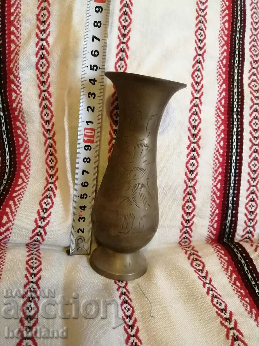 Vază, veche, alamă