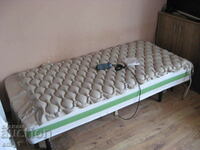 Very preserved anti-decubitus mattress/mattress with compressor