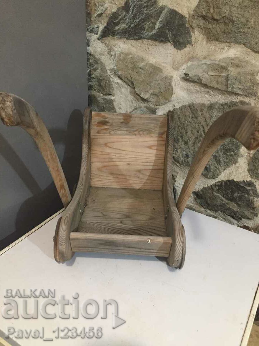old wooden cart - 5