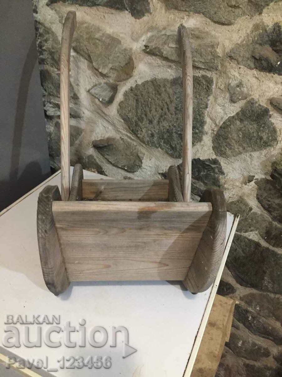 old wooden cart - 7