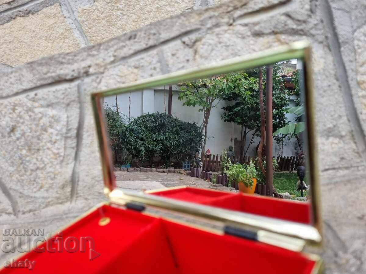 Παράδοση Παλιό μουσικό κουτί Παράδοση Παλιό μουσικό κουτί