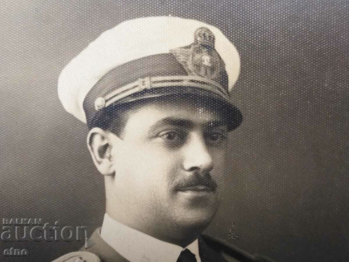 Military with saber, AUTHENTIC ROYAL POSTCARD with price 25.00 BGN | € 12.78