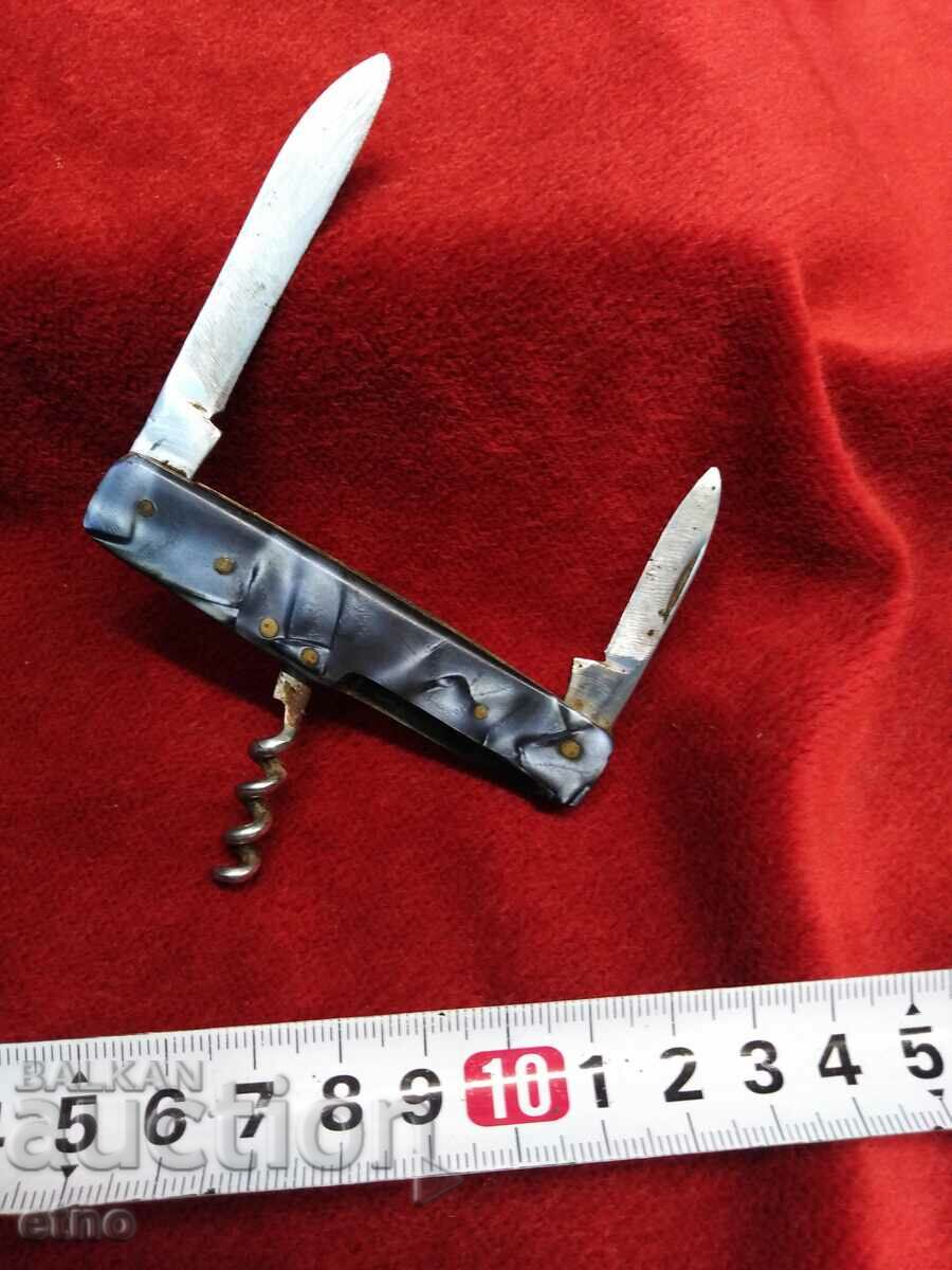 Auction  BULGARIAN POCKET KNIFE - VELIKO TARNOVO