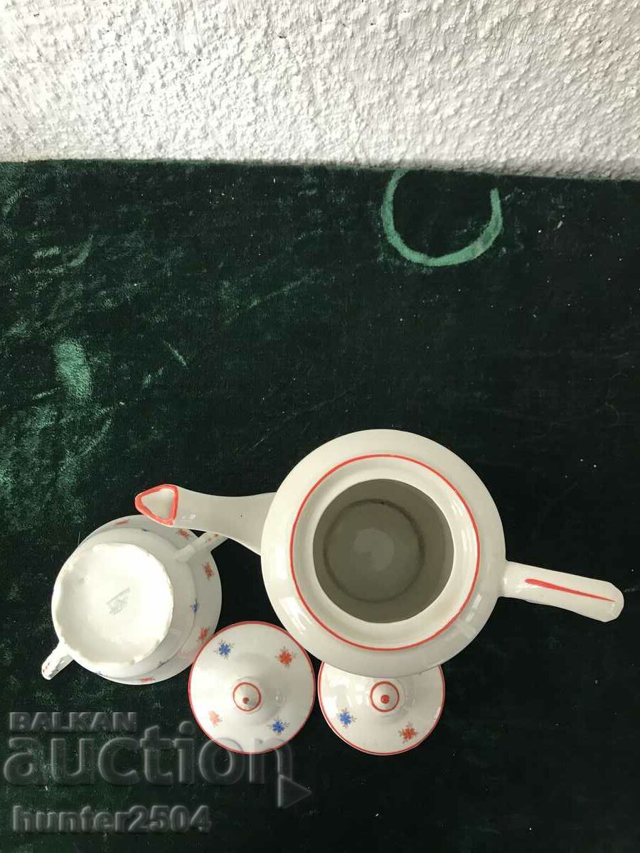 Jug and sugar bowl-Czechoslovakia with price 34.95 BGN | € 17.87 Jug and sugar bowl-Czechoslovakia with price 34.95 BGN | € 17.87