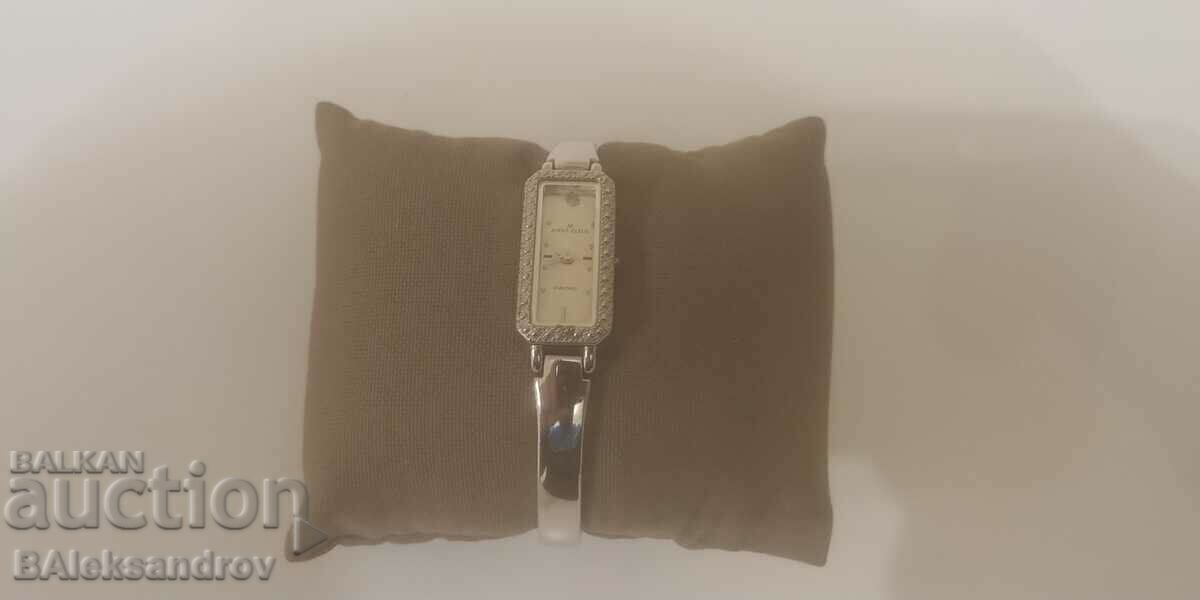 Stylish ladies watch with price 5.00 BGN | € 2.56 Stylish ladies watch with price 5.00 BGN | € 2.56