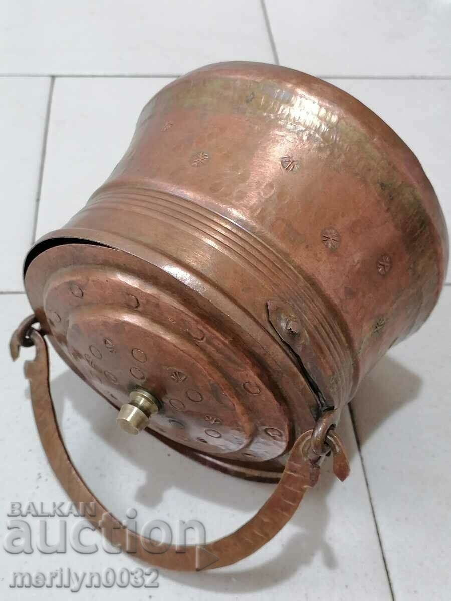 Tinned cauldron with lid, copper cauldron, copper vessel with price 133.00 BGN | € 68.00 Tinned cauldron with lid, copper cauldron, copper vessel with price 133.00 BGN | € 68.00