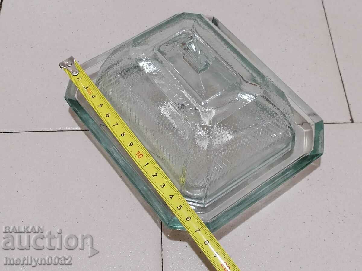 Auction  Glass cake butter dish with lid