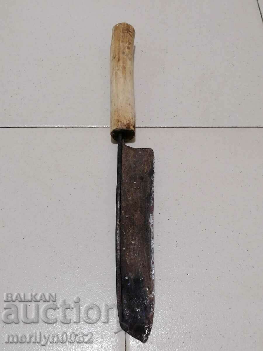 Auction Nalbant tool, santrach satyr, axe, scythe, mowing knife Auction Nalbant tool, santrach satyr, axe, scythe, mowing knife