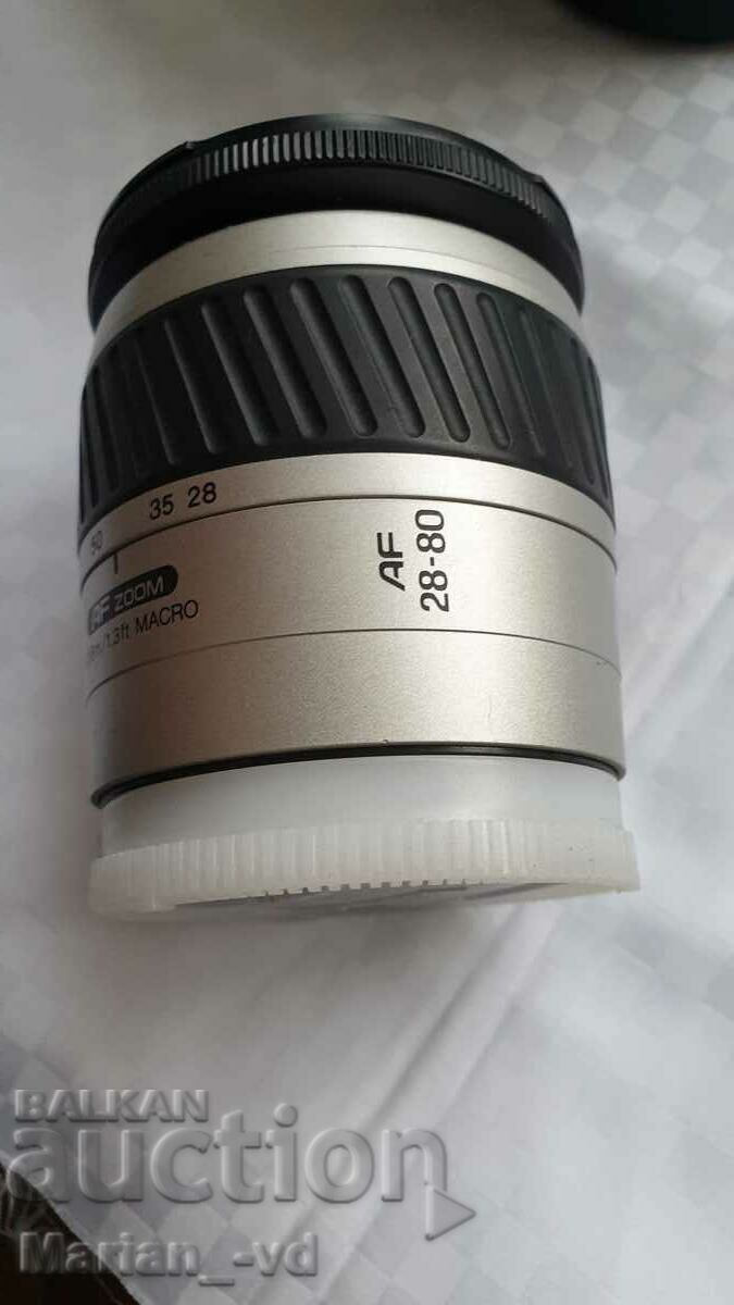 Livrarea Obiectiv Minolta AF Zoom 28-80mm f/3.5-5.6 Livrarea Obiectiv Minolta AF Zoom 28-80mm f/3.5-5.6