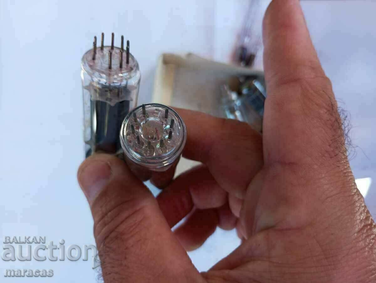 Auction Old radio lamps Auction Old radio lamps