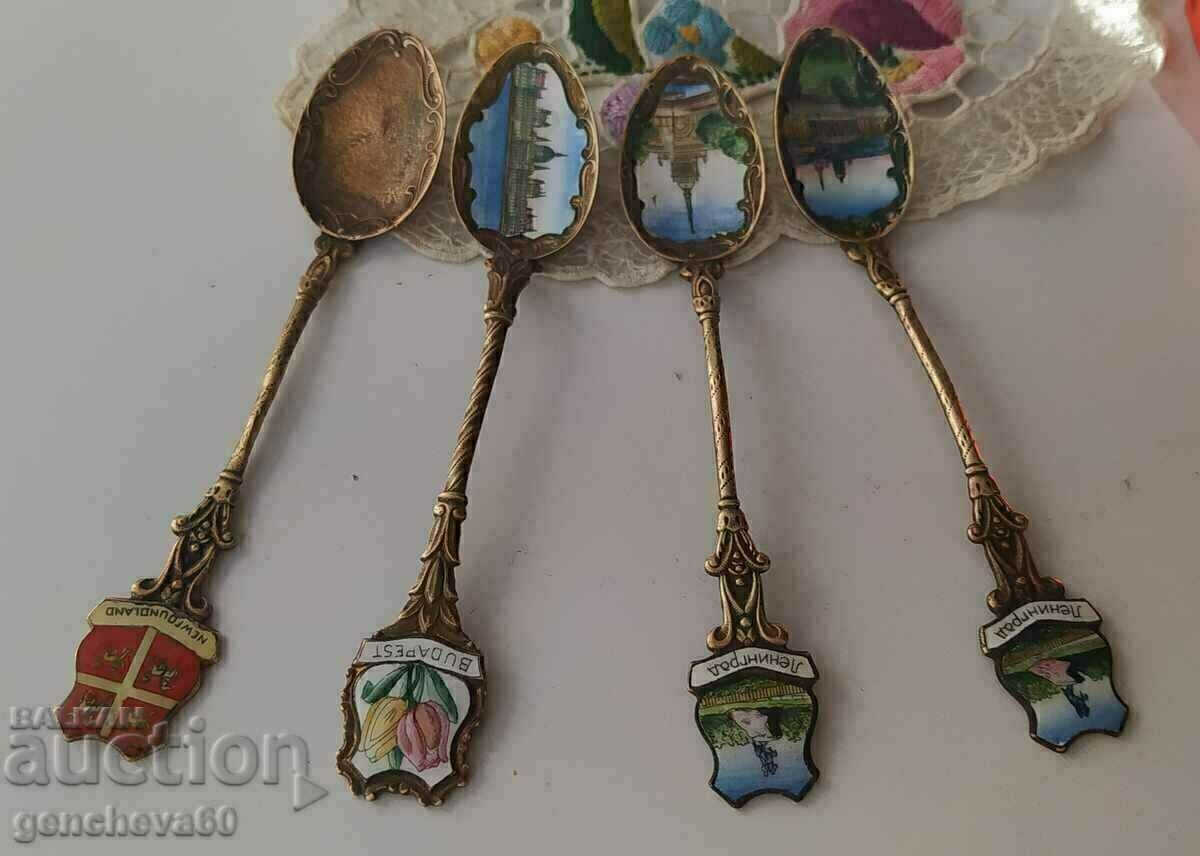 Lot of collectible spoons with enamel and gold plating - 6 Lot of collectible spoons with enamel and gold plating - 6