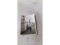 Снимка Пловдивъ Бунарджика Жена и малко момченце 1938