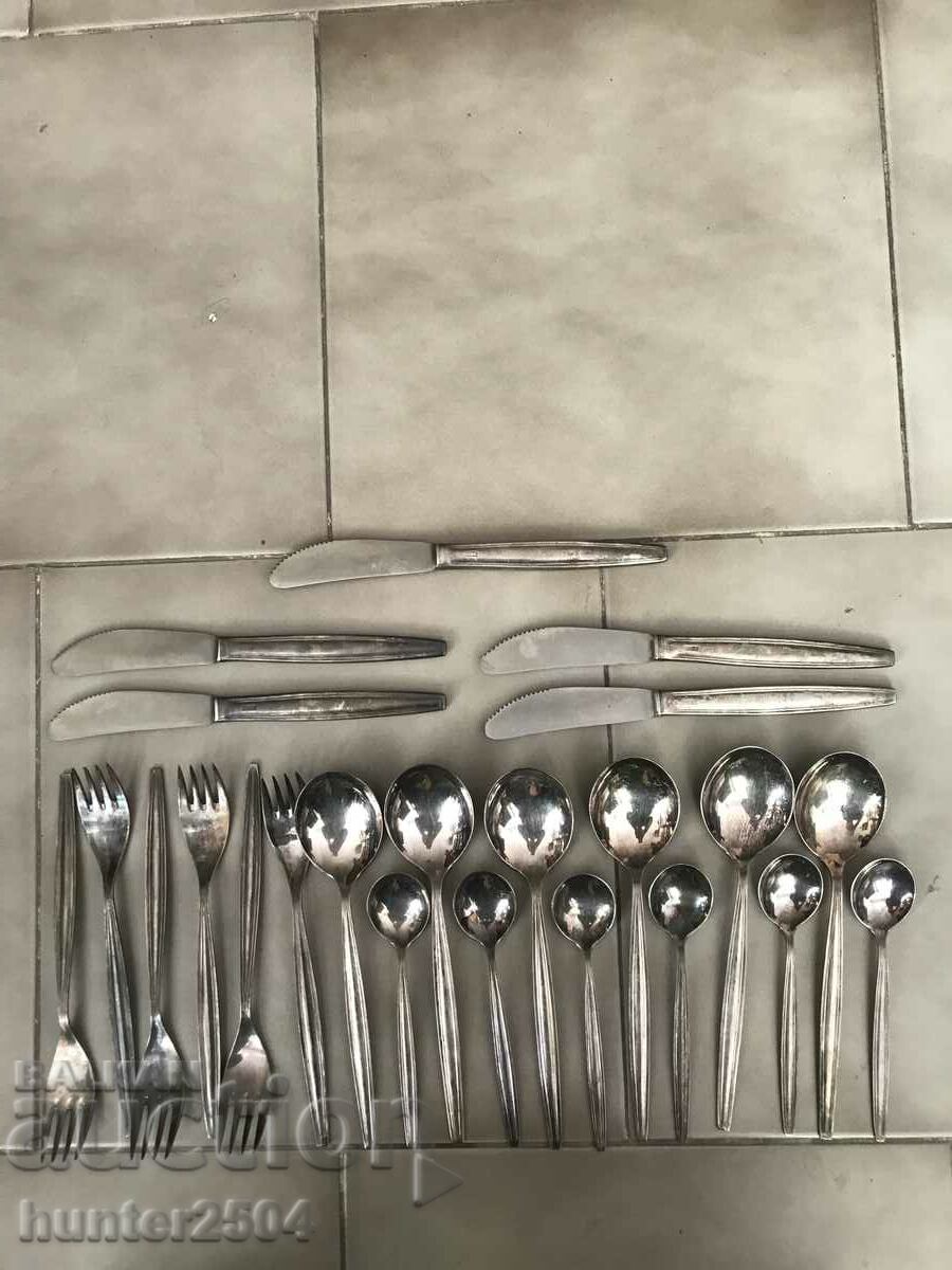 Μαχαιροπήρουνα Rosterel με τιμή 99.95 BGN | € 51.10 Μαχαιροπήρουνα Rosterel με τιμή 99.95 BGN | € 51.10