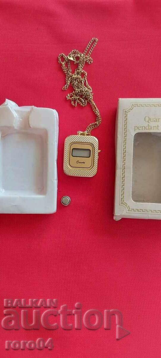 ELECTRONIC WATCH - MEDALLION - WORKING - 6