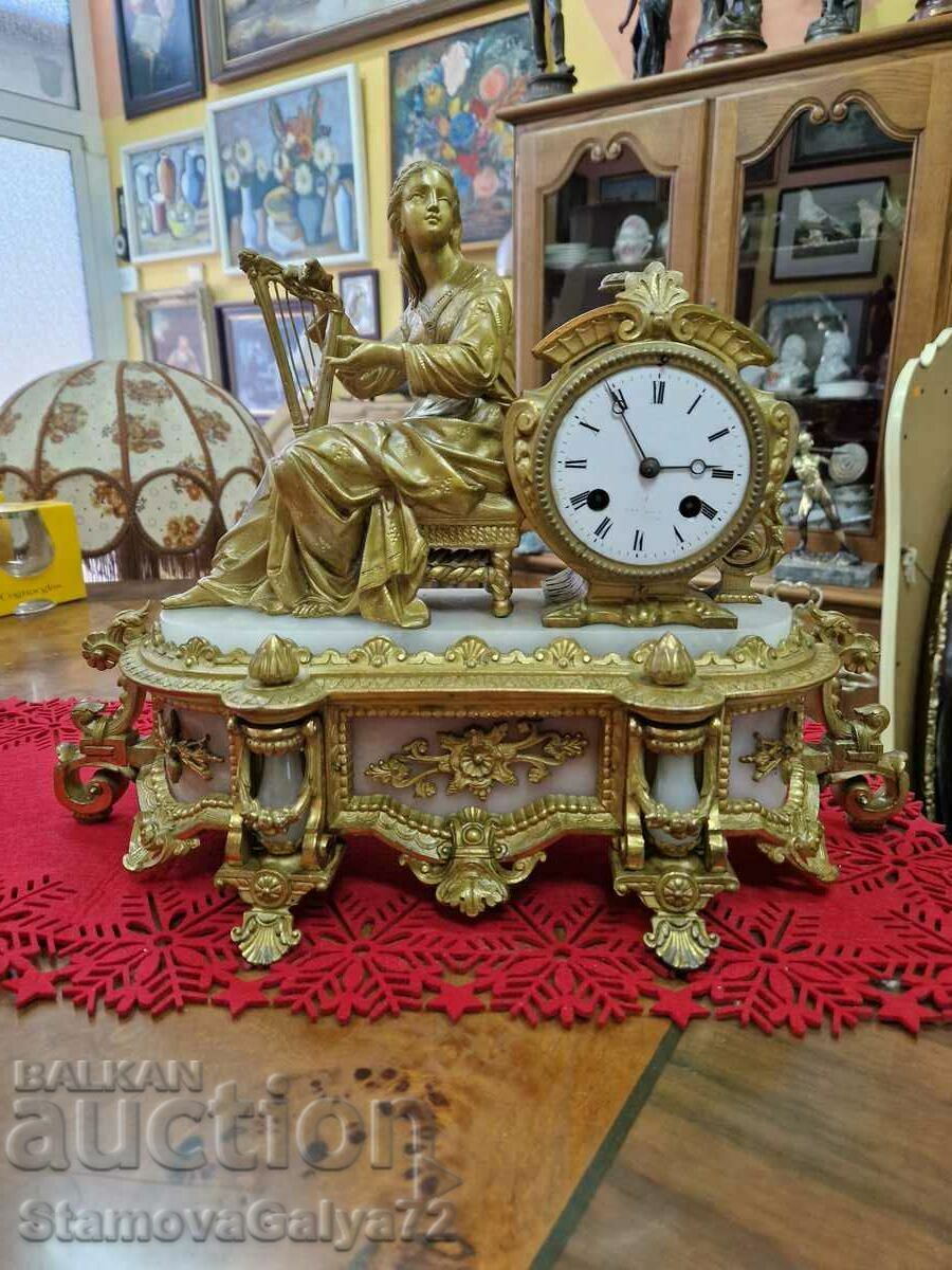 A wonderful antique French mantel clock
