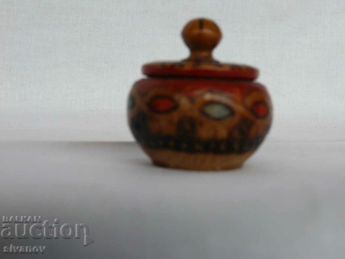 Interesting miniature wooden box #2160 with price 9.99 BGN | € 5.11 Interesting miniature wooden box #2160 with price 9.99 BGN | € 5.11