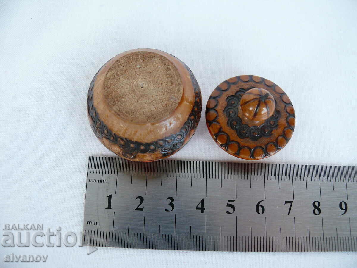 Interesting miniature wooden box #2160 - 6 Interesting miniature wooden box #2160 - 6