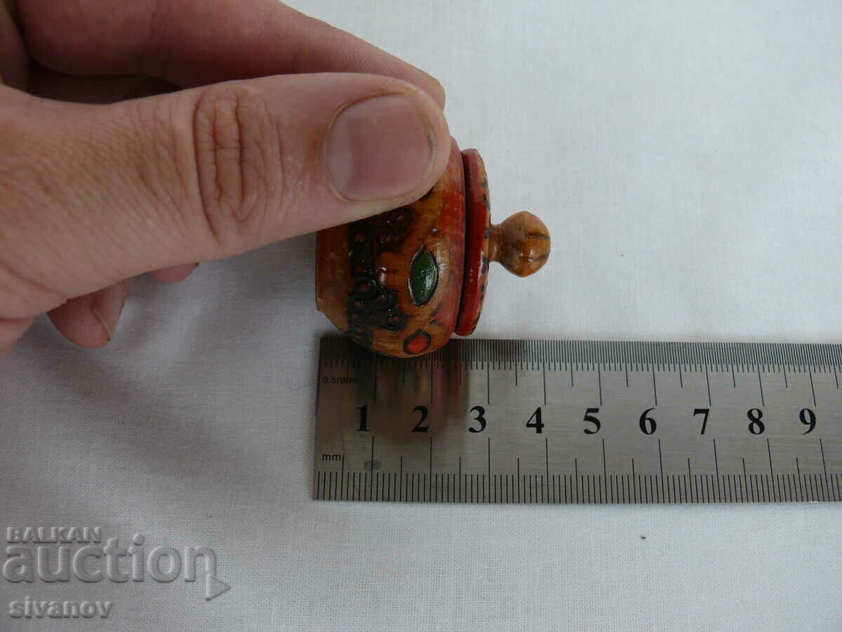 Interesting miniature wooden box #2160 - 7 Interesting miniature wooden box #2160 - 7