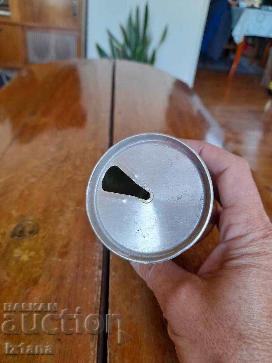 An old Tuborg beer can - 6 An old Tuborg beer can - 6