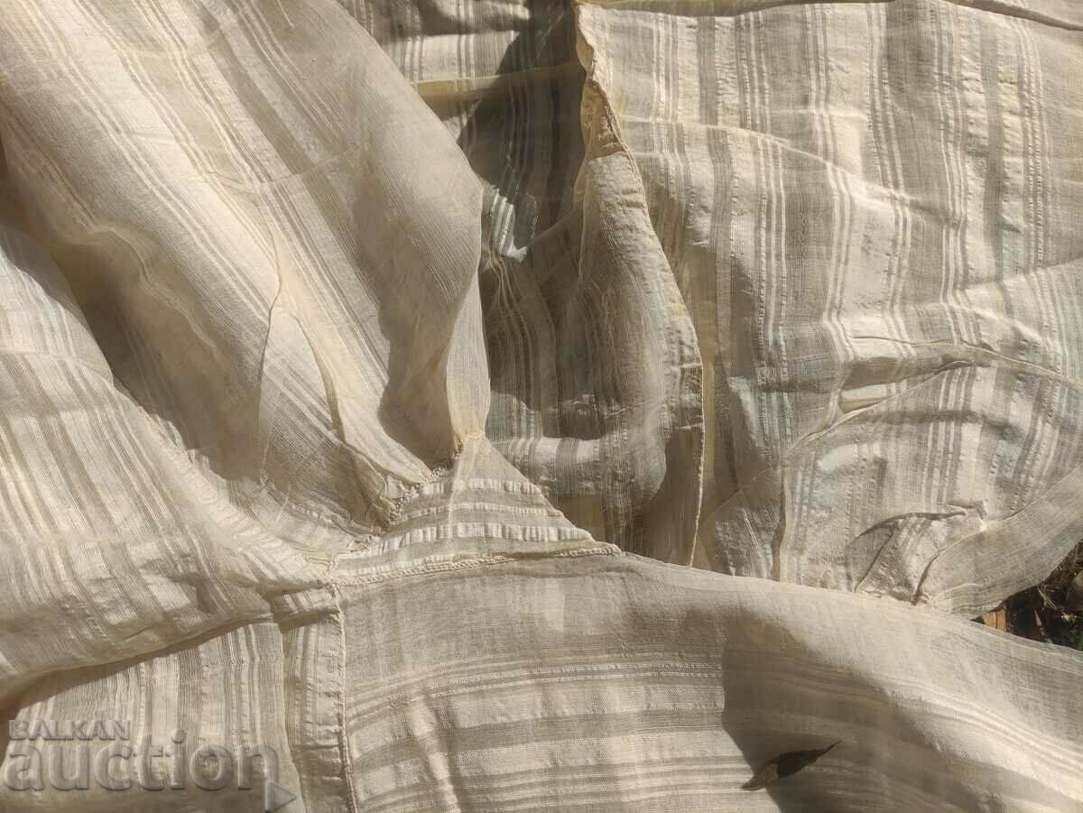 Delivery of old lady's chaise shirt