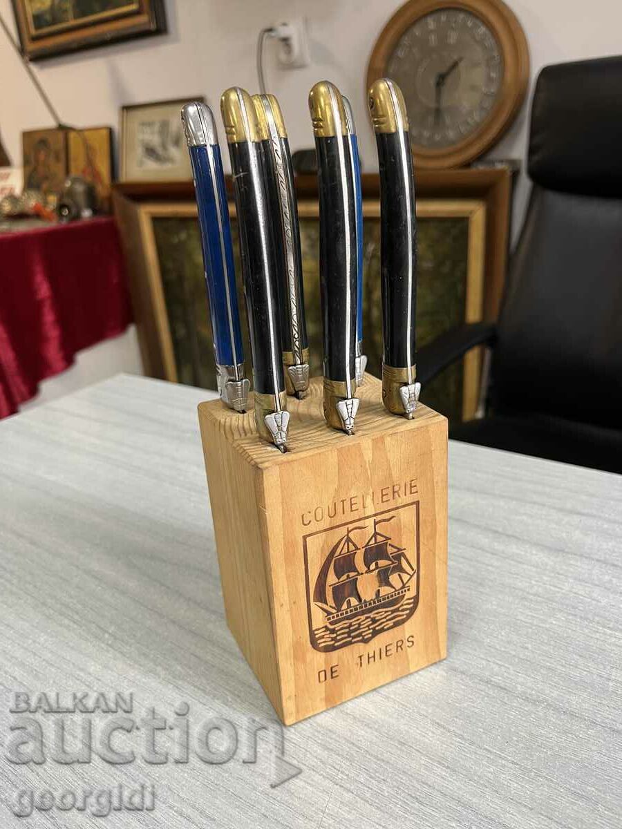Laguiole French kitchen knives. #4677