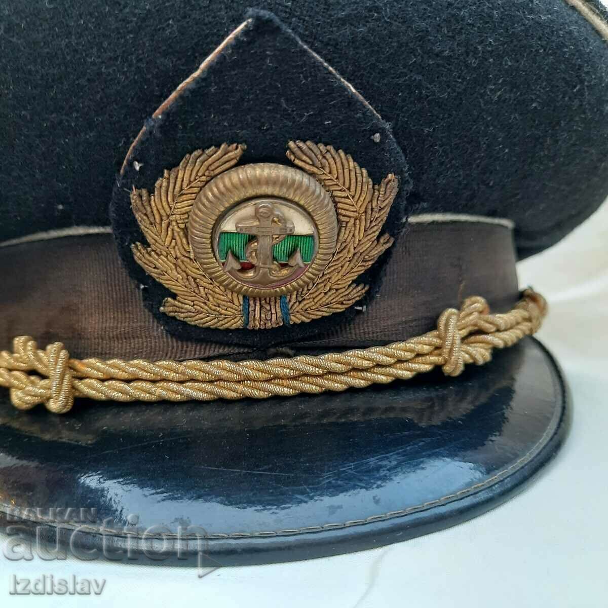 Şapcă de cocardă de ofiţer. cu preț € 41.00 | 80.19 BGN