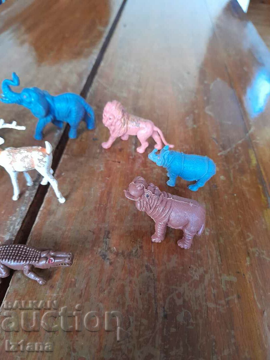 Auction Old figurines, animals Auction Old figurines, animals