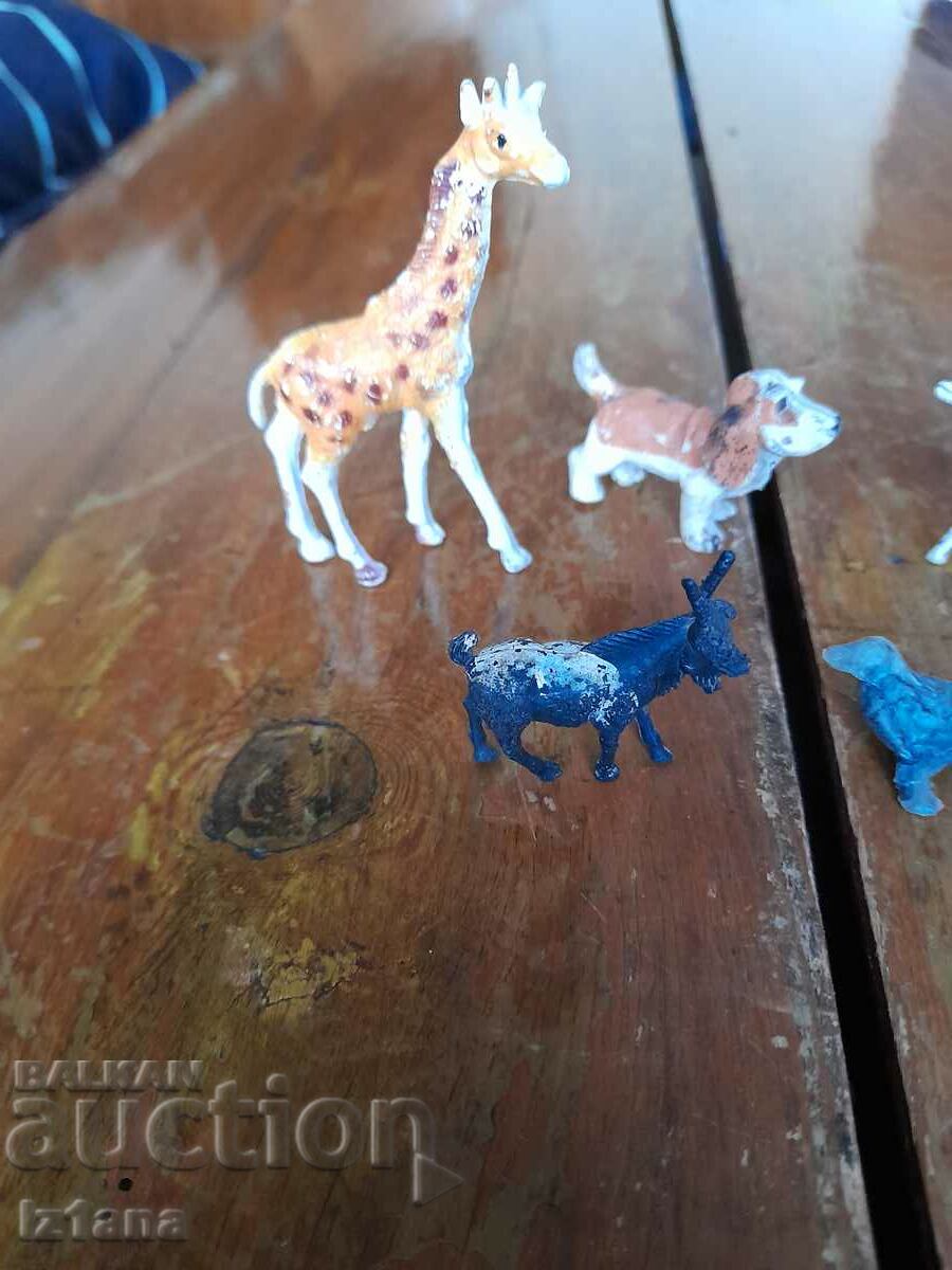 Old figurines, animals with price 30.00 BGN | € 15.34 Old figurines, animals with price 30.00 BGN | € 15.34
