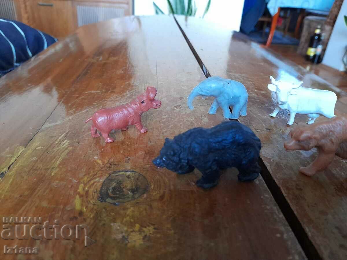 Old figurines, animals with price 30.00 BGN | € 15.34 Old figurines, animals with price 30.00 BGN | € 15.34