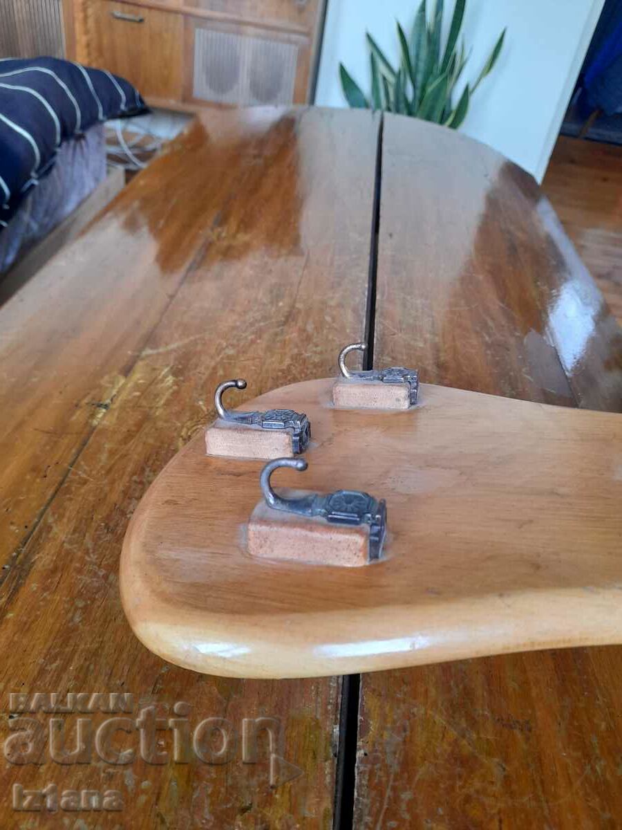 Δημοπρασία Παλιά κρεμάστρα Σφουγγάρι Δημοπρασία Παλιά κρεμάστρα Σφουγγάρι