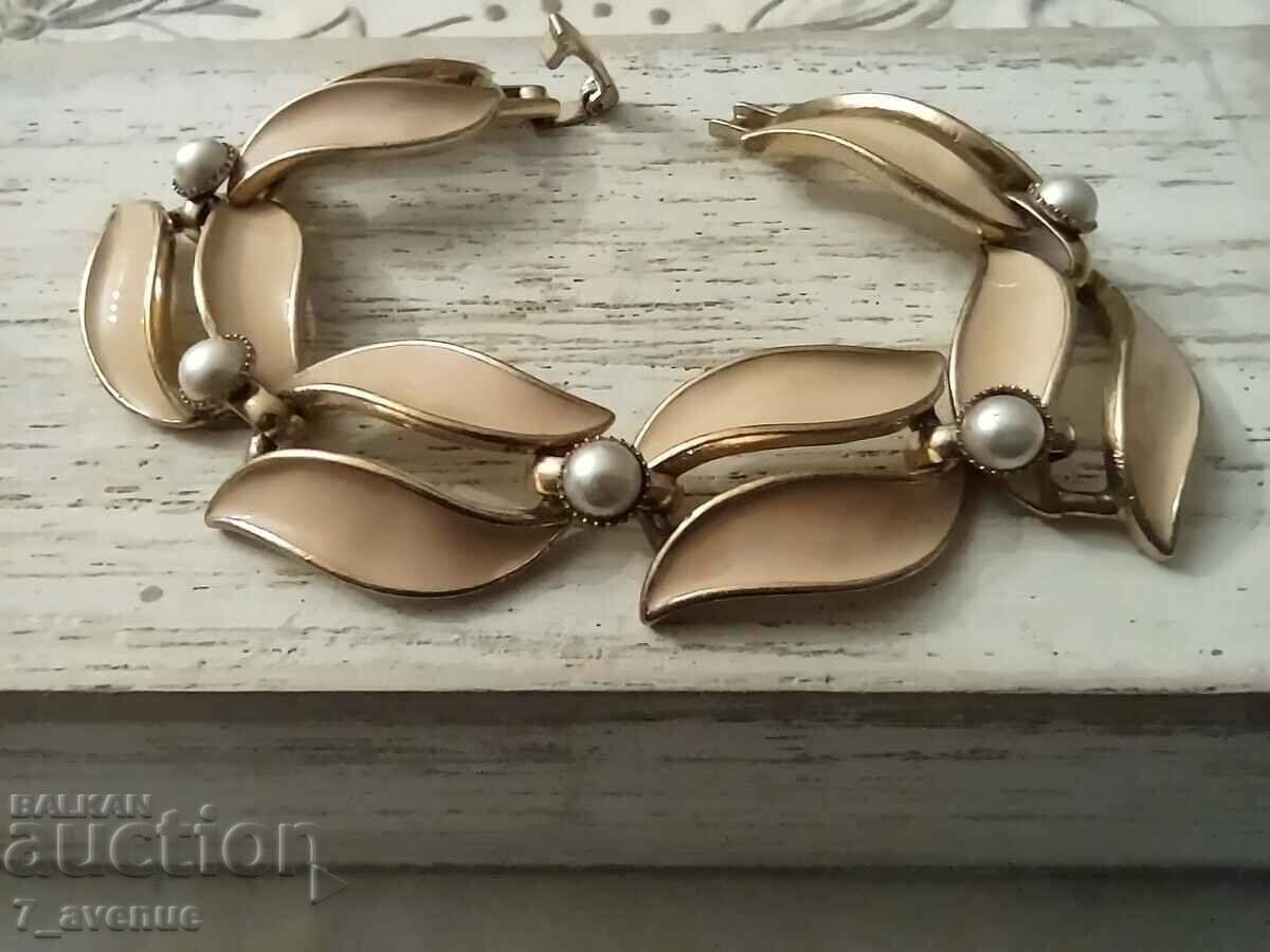 Bracelet, Pilgrim, in soft pink, 7.11.2023 with price 49.00 BGN | € 25.05 Bracelet, Pilgrim, in soft pink, 7.11.2023 with price 49.00 BGN | € 25.05