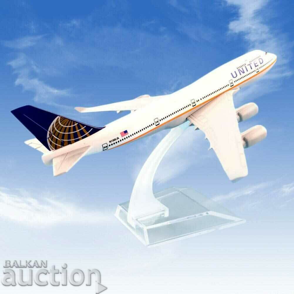 Auction Boeing 747 airplane model model United USA metal B747 Auction Boeing 747 airplane model model United USA metal B747