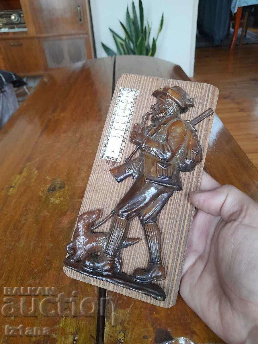 Old Hunter souvenir thermometer with price 25.00 BGN | € 12.78 Old Hunter souvenir thermometer with price 25.00 BGN | € 12.78