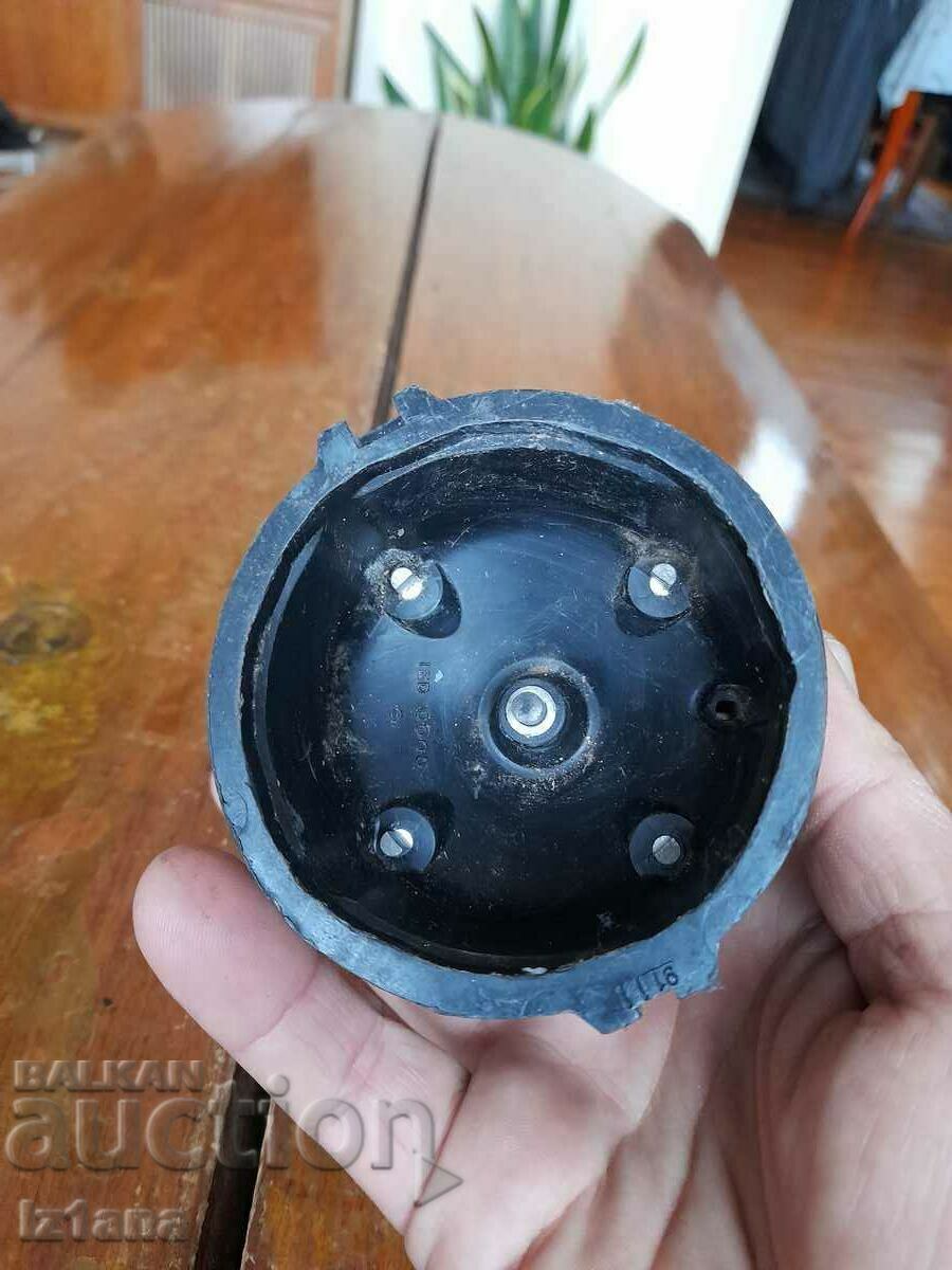 Auction Old Mando distributor cap Auction Old Mando distributor cap